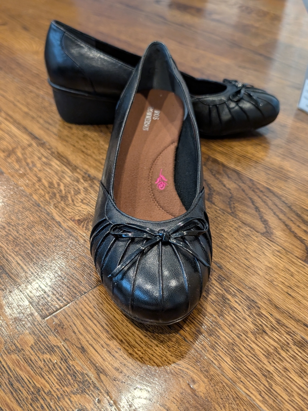 Ros Hommerson Ella Black Leather Ballet Wedge Pumps - Sz 8 M (Like New with Box)